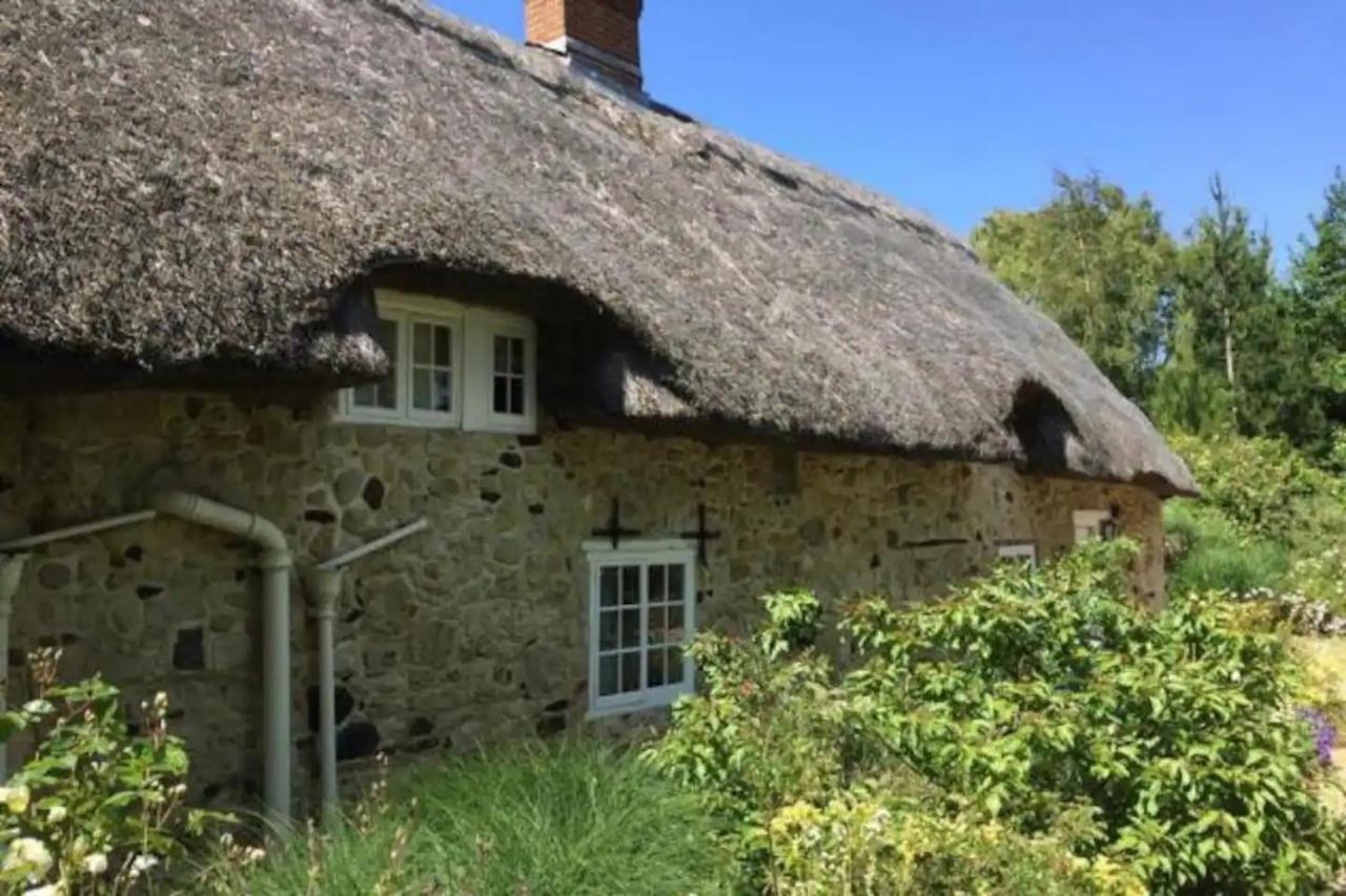 פרשווטר Afton Thatch: Beautiful Thatched Family Cottage מראה חיצוני תמונה