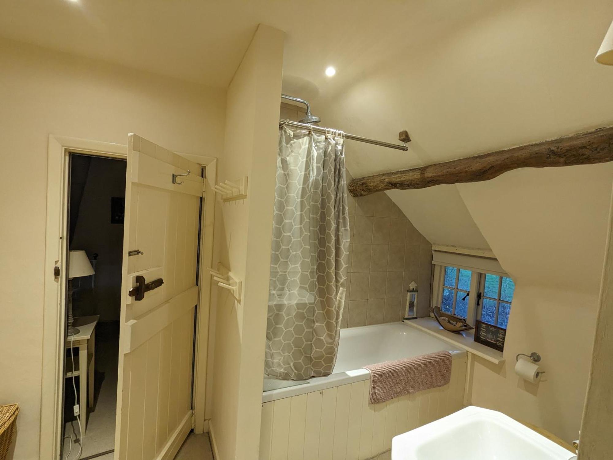 פרשווטר Afton Thatch: Beautiful Thatched Family Cottage מראה חיצוני תמונה